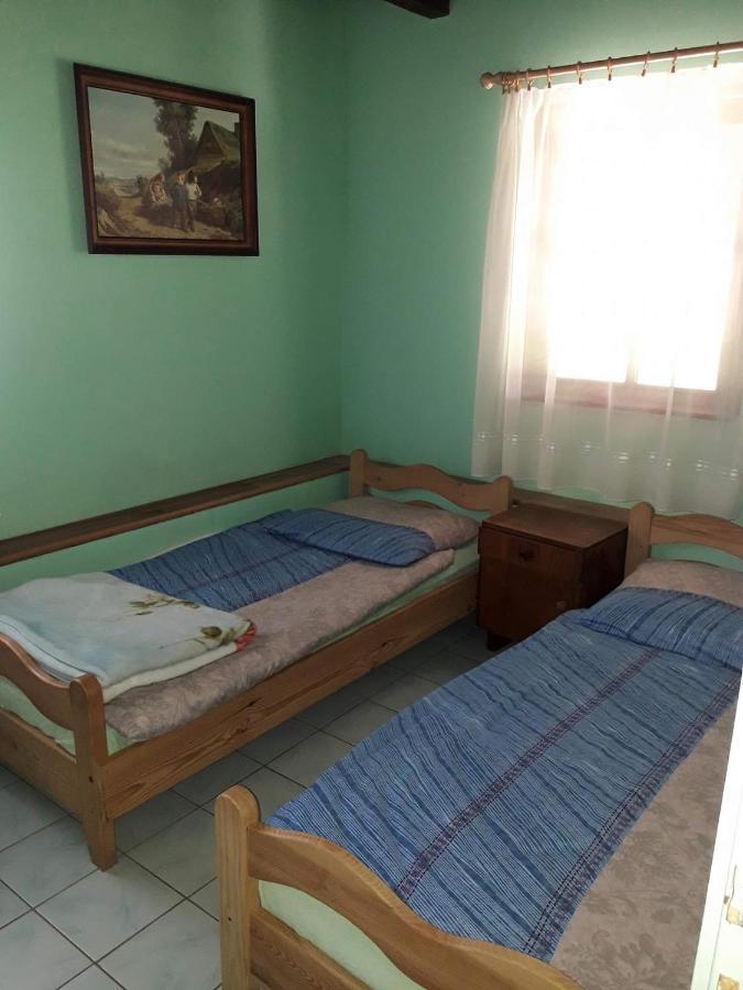 Agroturystyka W Ogrodach Sanok Exterior foto